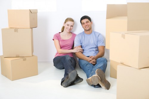 House removalists preparing a Shoreditch home move